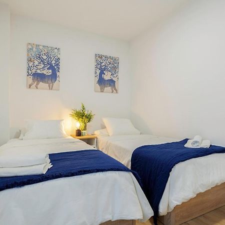 Genesis Apartment In Madrid Ngoại thất bức ảnh